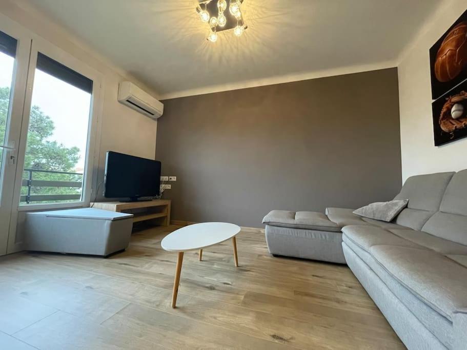 Appartement 2 Chambres +Parking Narbonne Exterior foto